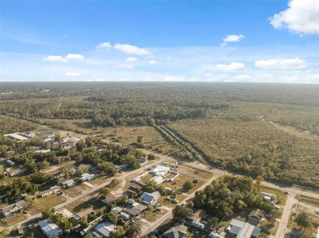 7002 Eisenhower Street Weeki Wachee FL 34613
