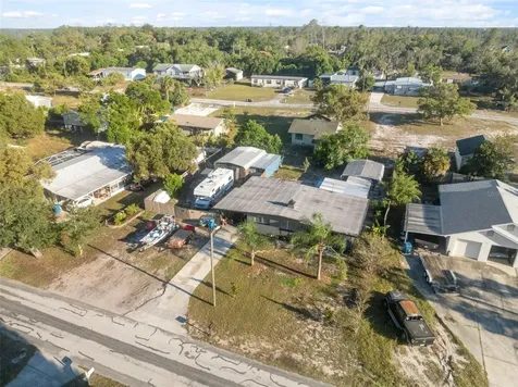 7002 Eisenhower Street Weeki Wachee FL 34613