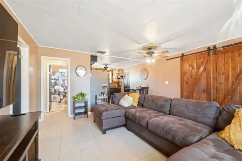 7002 Eisenhower Street Weeki Wachee FL 34613