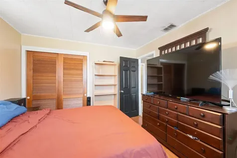 7002 Eisenhower Street Weeki Wachee FL 34613