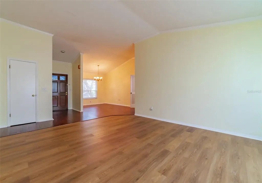 9430 Pebble Glen Avenue Tampa FL 33647