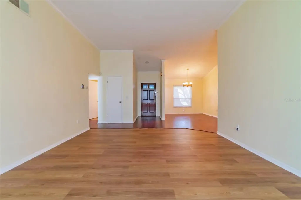 9430 Pebble Glen Avenue Tampa FL 33647