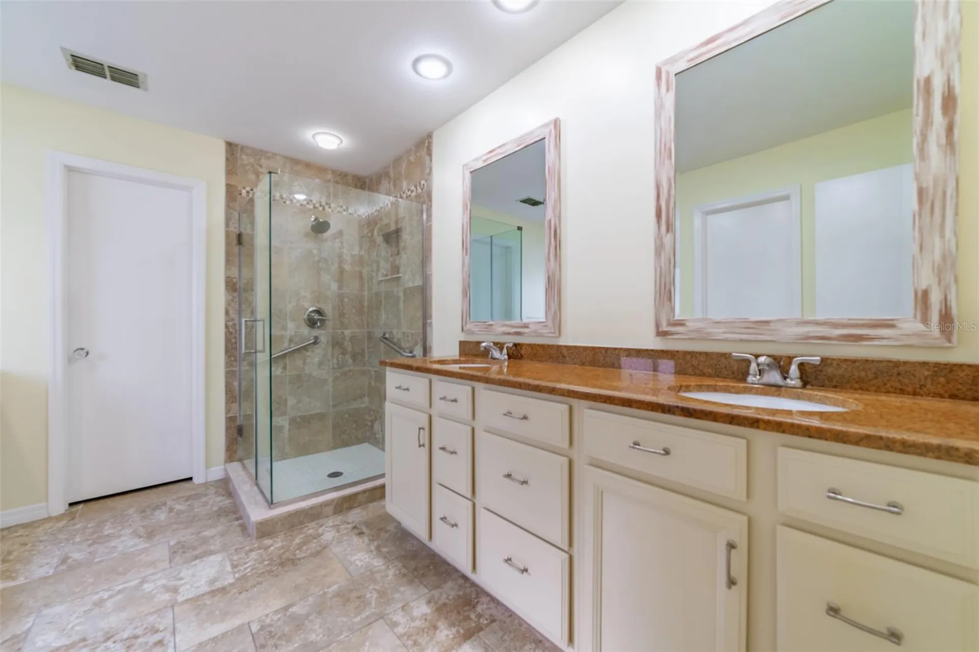 9430 Pebble Glen Avenue Tampa FL 33647