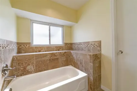 9430 Pebble Glen Avenue Tampa FL 33647