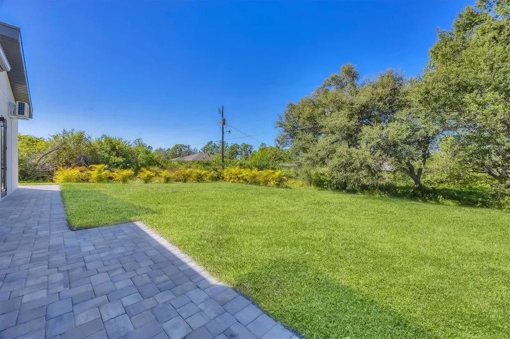 5339 Gulfport Terrace Port Charlotte FL 33981