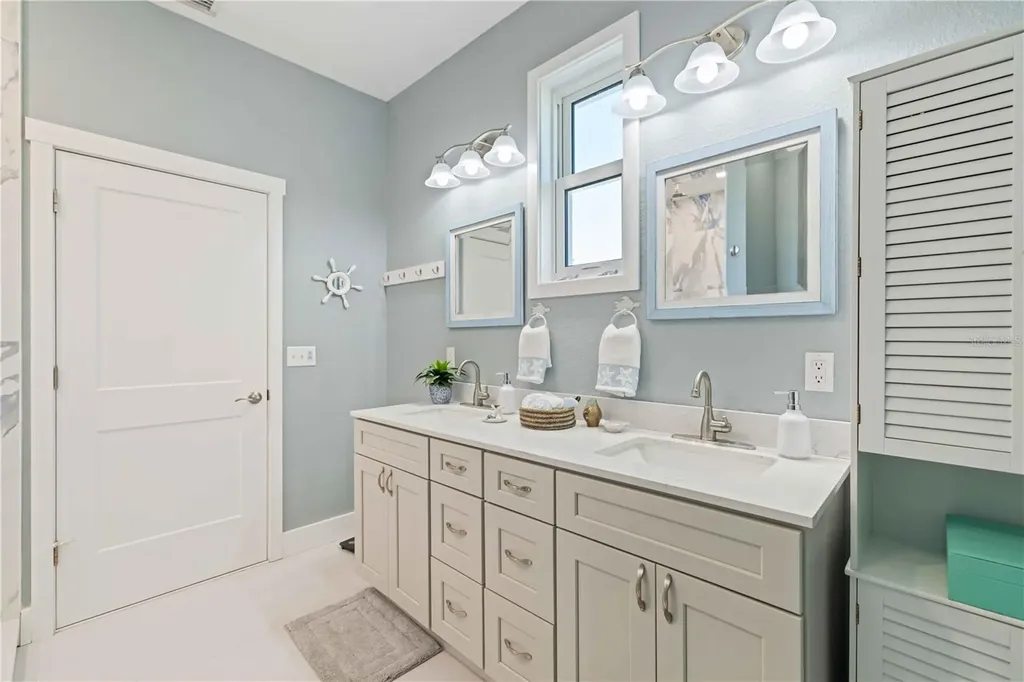 7524 Whitcomb Englewood FL 34223