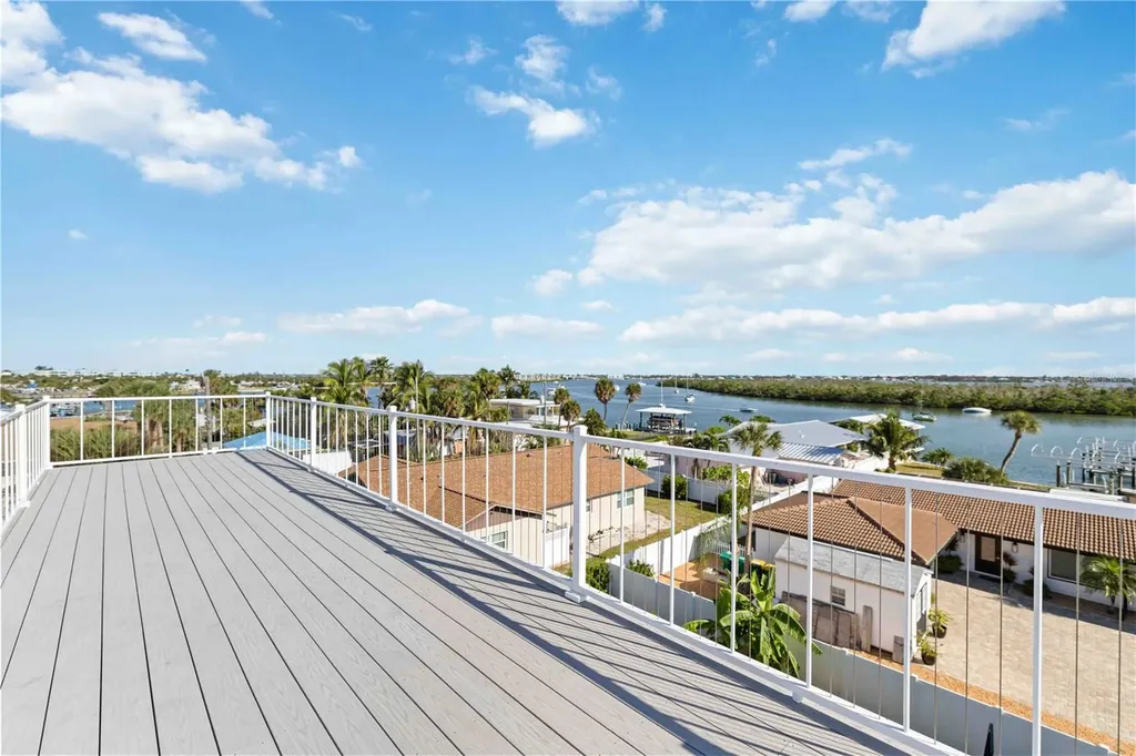 7524 Whitcomb Englewood FL 34223