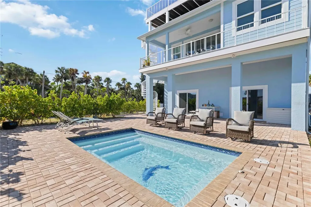 7524 Whitcomb Englewood FL 34223