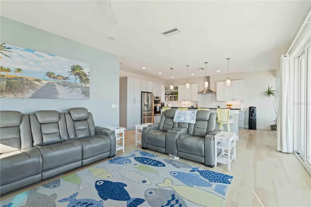 7524 Whitcomb Englewood FL 34223