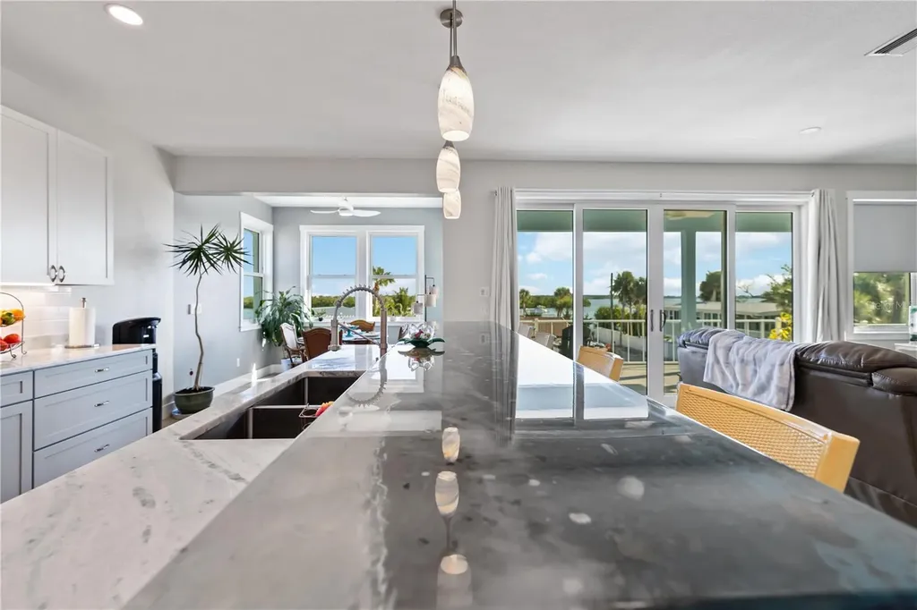 7524 Whitcomb Englewood FL 34223