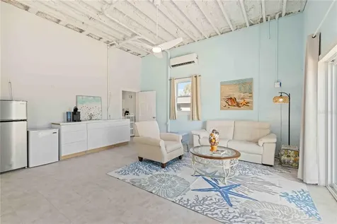 7524 Whitcomb Englewood FL 34223