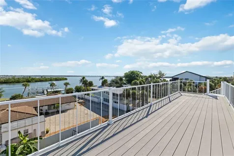 7524 Whitcomb Englewood FL 34223