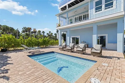 7524 Whitcomb Englewood FL 34223