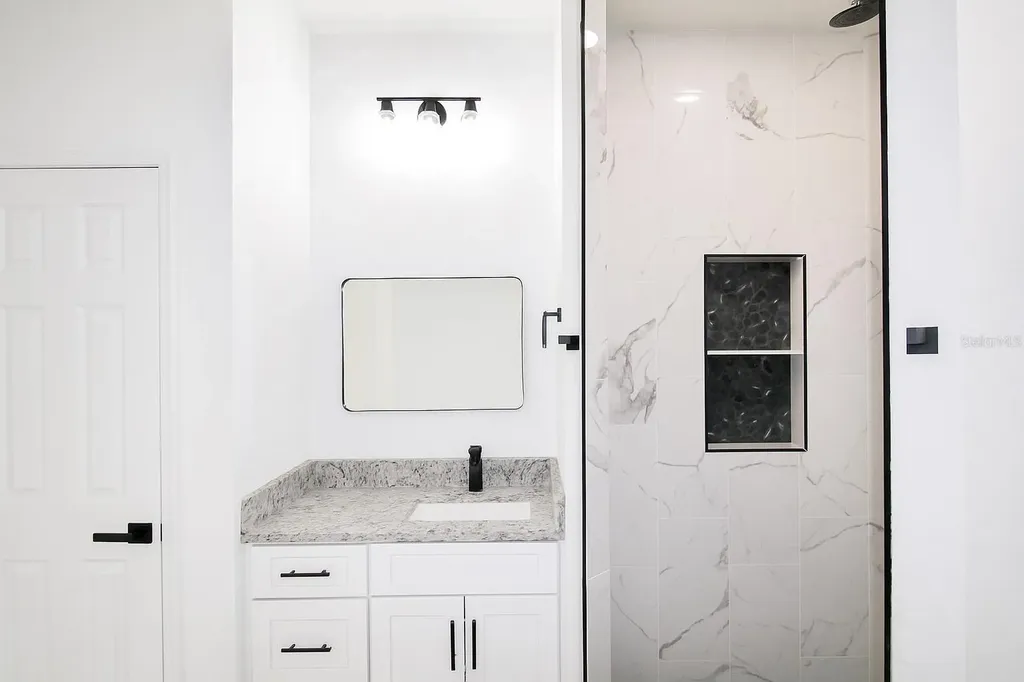 1807 Azalea Terrace Sebring FL 33875
