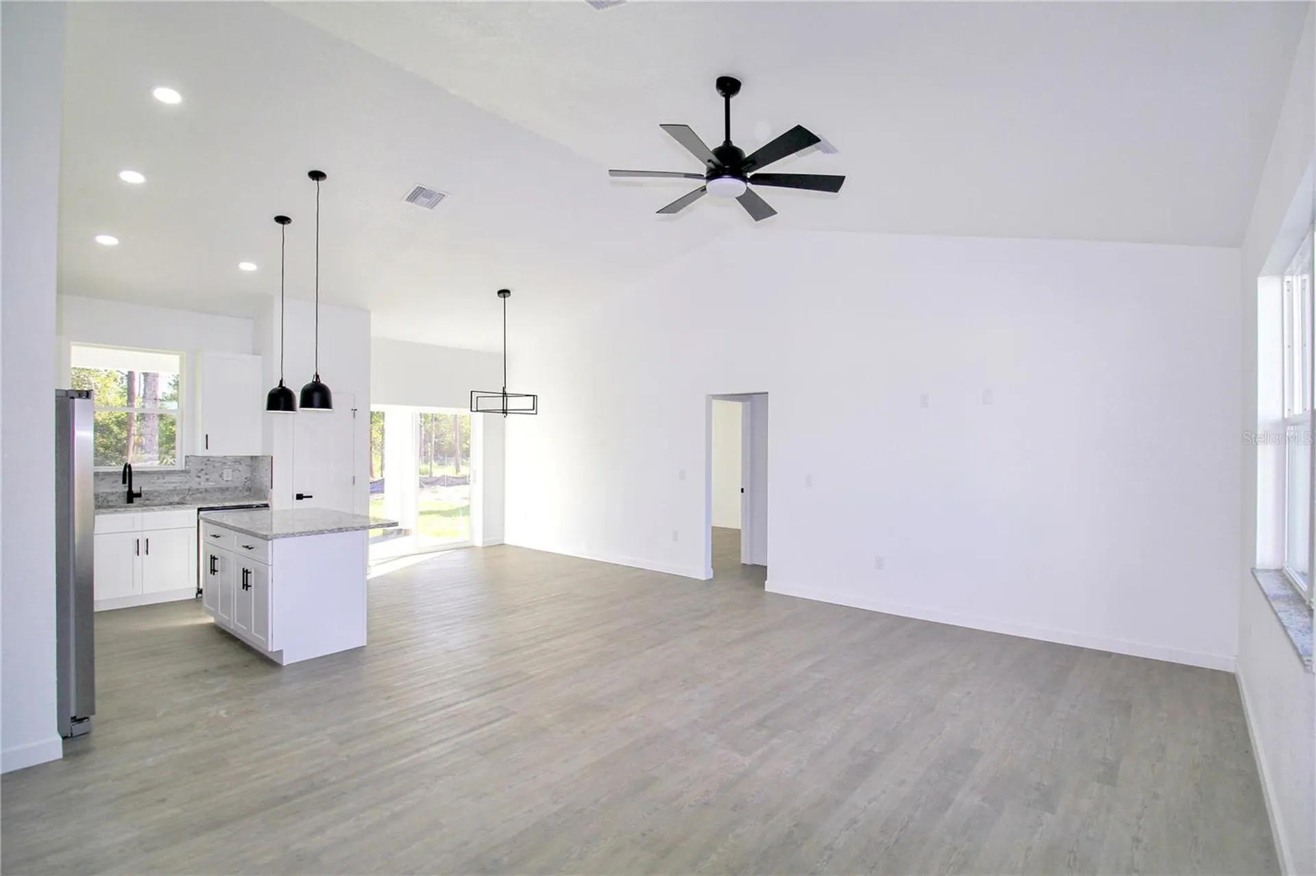 1807 Azalea Terrace Sebring FL 33875