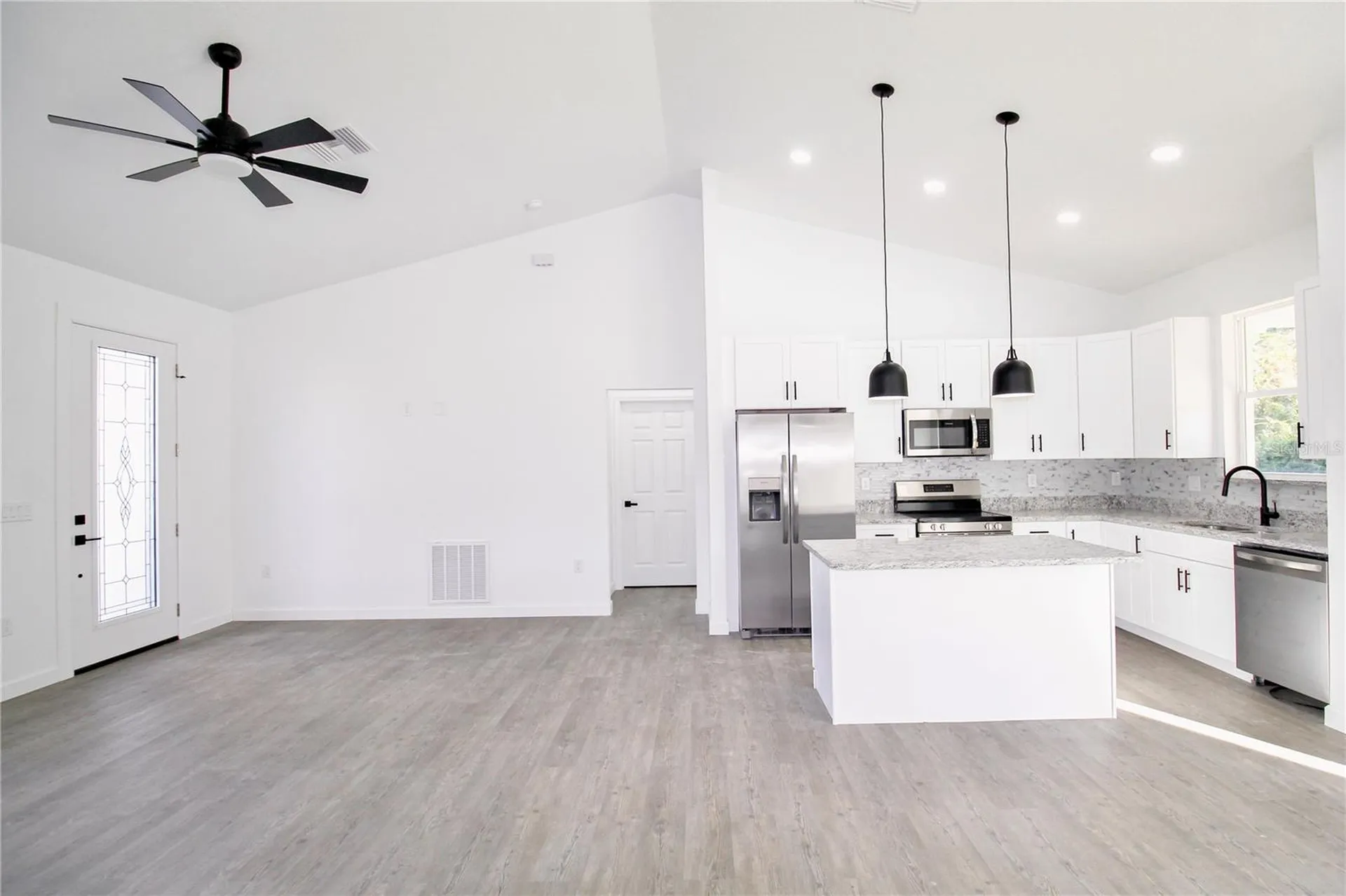 1807 Azalea Terrace Sebring FL 33875