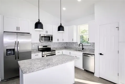 1807 Azalea Terrace Sebring FL 33875