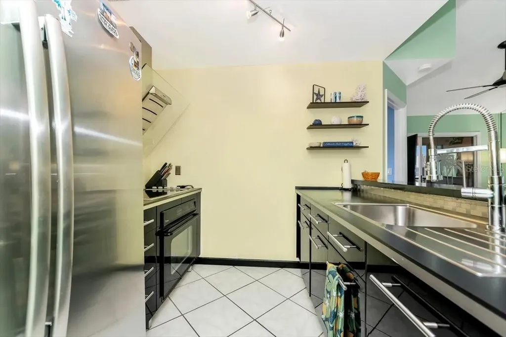 912 Sandpiper Circle Bradenton FL 34209