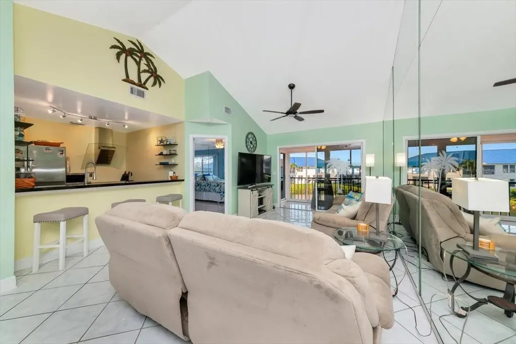 912 Sandpiper Circle Bradenton FL 34209