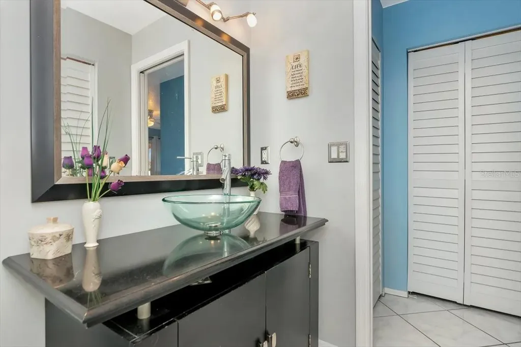 912 Sandpiper Circle Bradenton FL 34209