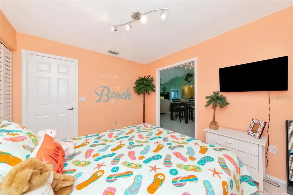 912 Sandpiper Circle Bradenton FL 34209