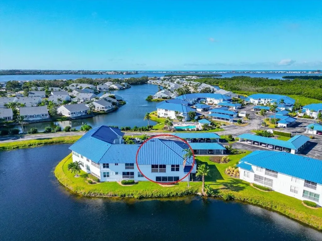 912 Sandpiper Circle Bradenton FL 34209