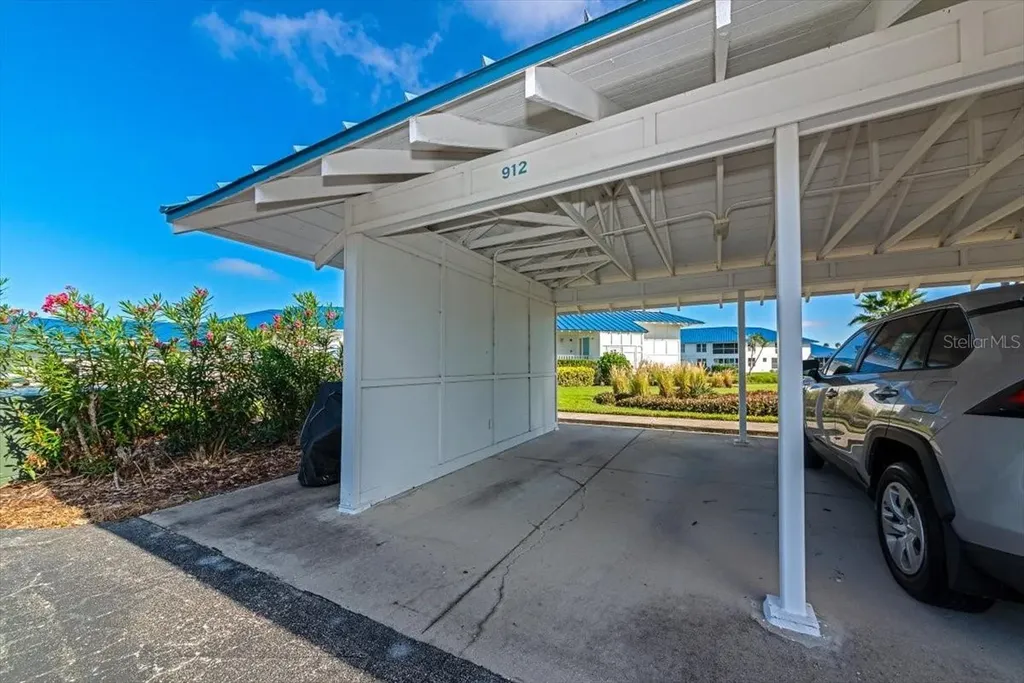 912 Sandpiper Circle Bradenton FL 34209