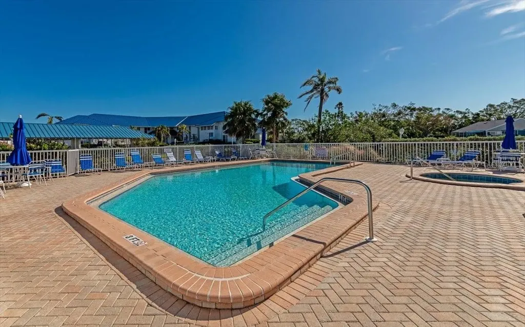 912 Sandpiper Circle Bradenton FL 34209