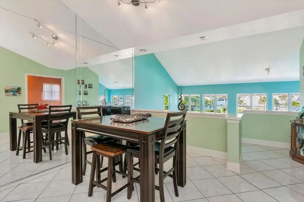 912 Sandpiper Circle Bradenton FL 34209