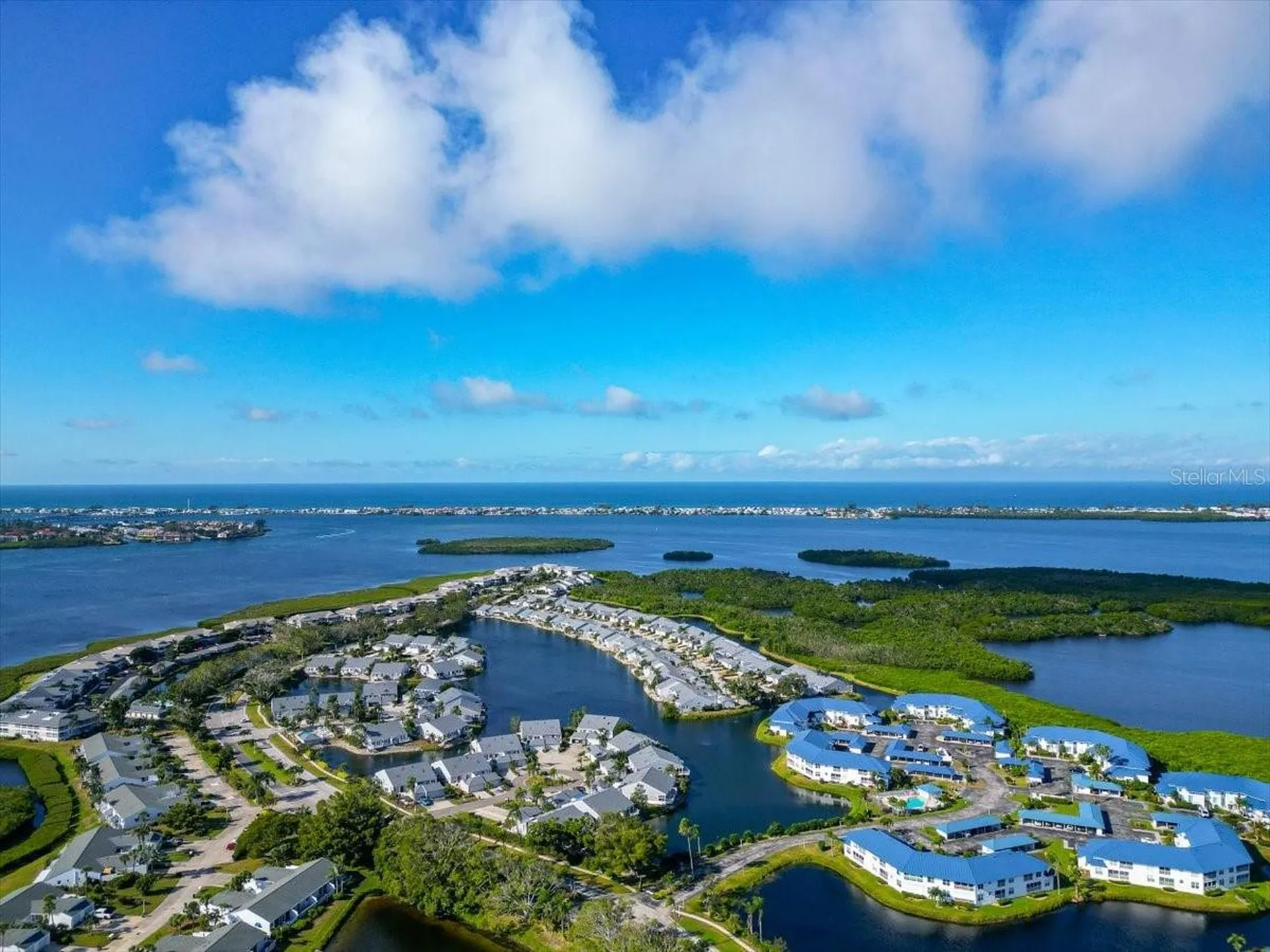 912 Sandpiper Circle Bradenton FL 34209
