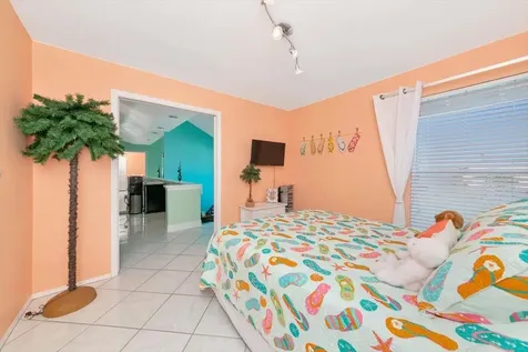 912 Sandpiper Circle Bradenton FL 34209
