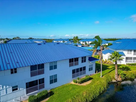 912 Sandpiper Circle Bradenton FL 34209
