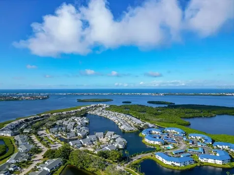 912 Sandpiper Circle Bradenton FL 34209