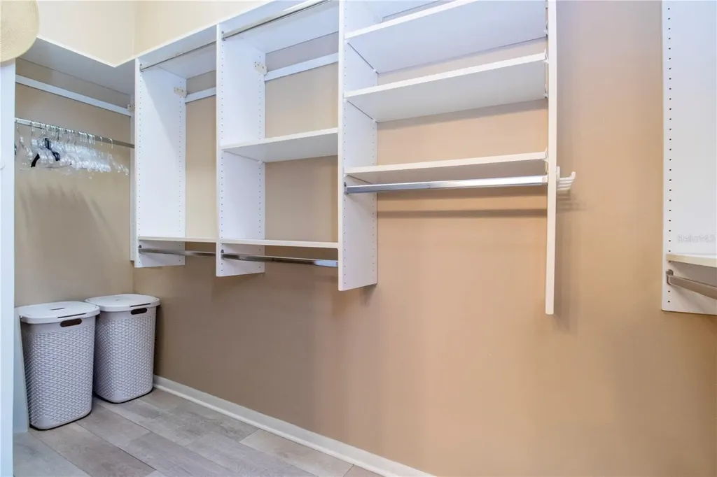 5273 Heron Way Sarasota FL 34231