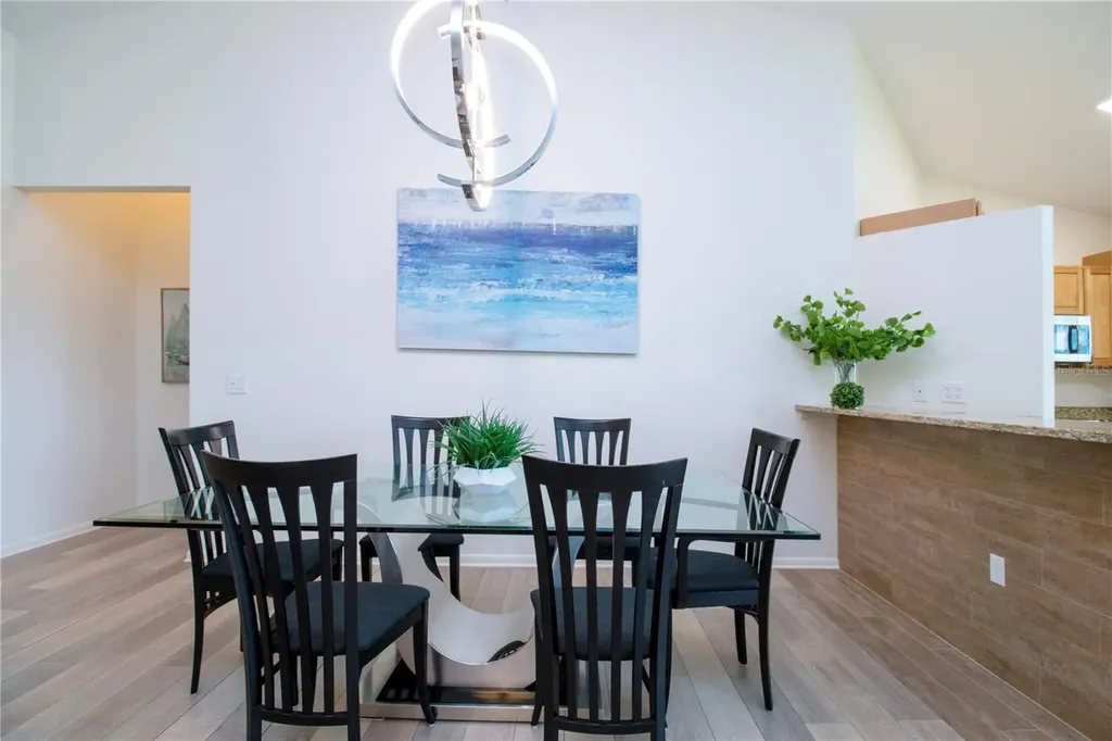 5273 Heron Way Sarasota FL 34231