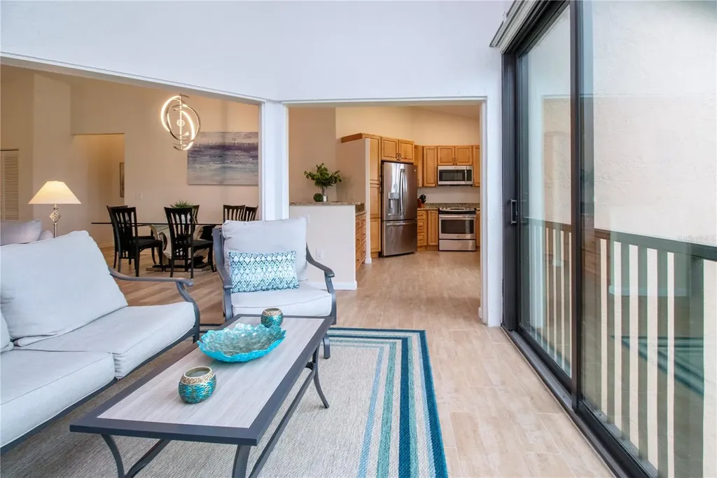 5273 Heron Way Sarasota FL 34231