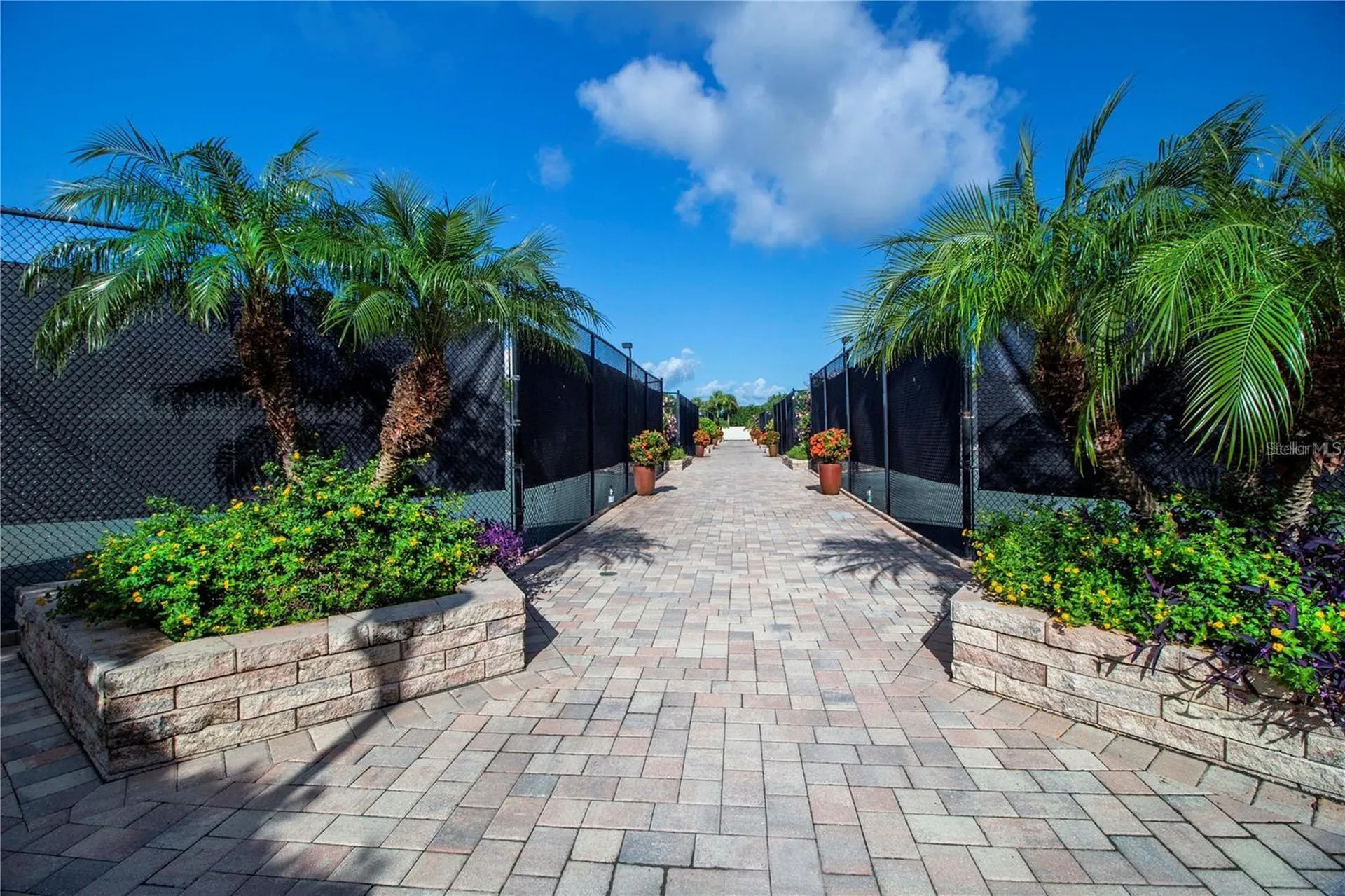 5273 Heron Way Sarasota FL 34231