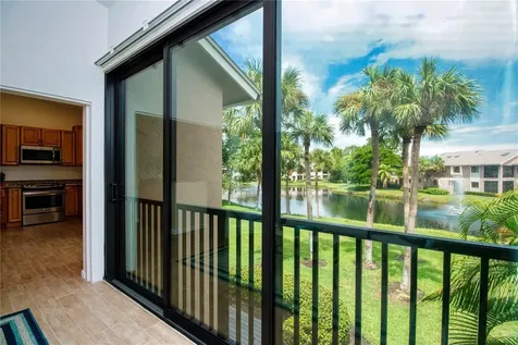 5273 Heron Way Sarasota FL 34231