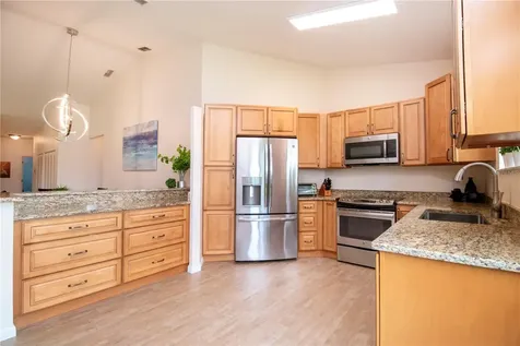 5273 Heron Way Sarasota FL 34231