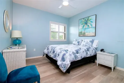 5273 Heron Way Sarasota FL 34231