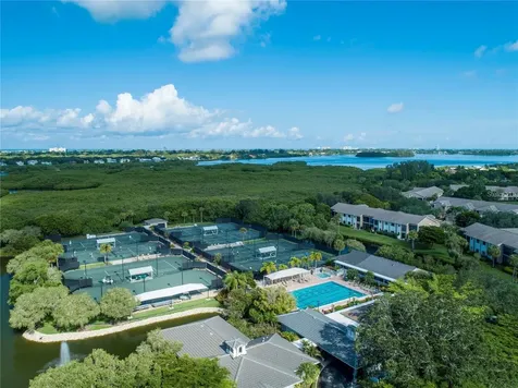 5273 Heron Way Sarasota FL 34231
