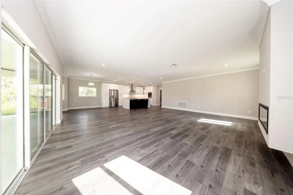310 Mitnik Drive Deltona FL 32738