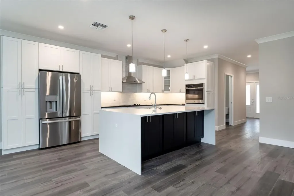 310 Mitnik Drive Deltona FL 32738