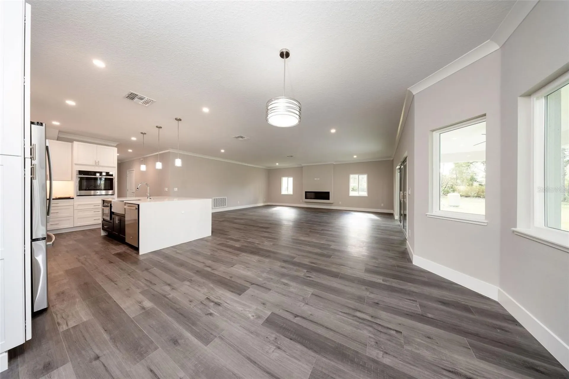 310 Mitnik Drive Deltona FL 32738