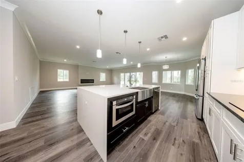 310 Mitnik Drive Deltona FL 32738