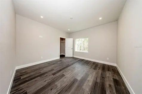 310 Mitnik Drive Deltona FL 32738