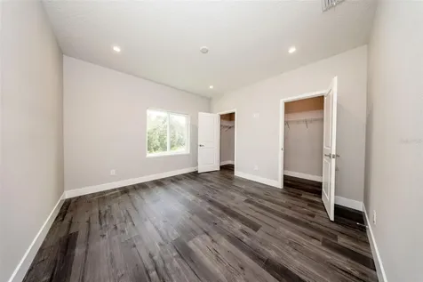 310 Mitnik Drive Deltona FL 32738