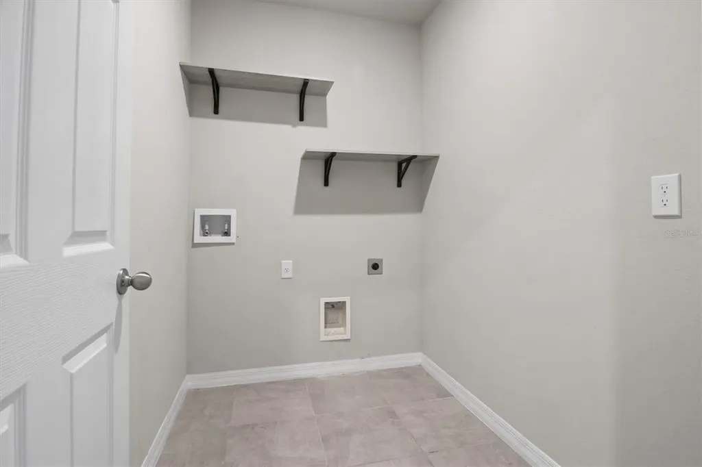 706 Alta Vista Court Davenport FL 33896