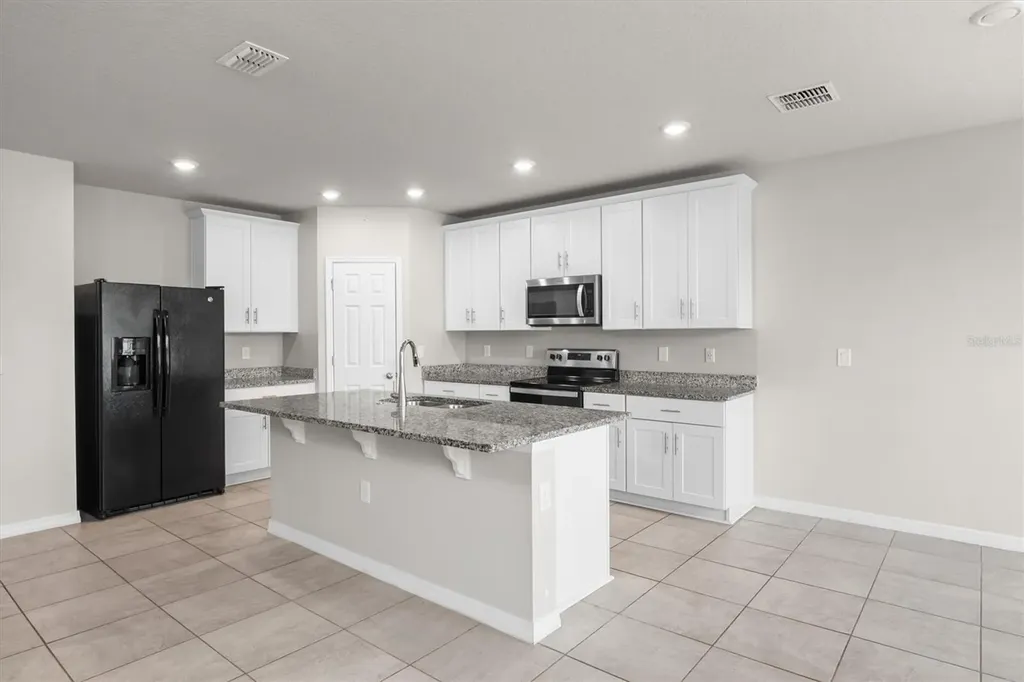 706 Alta Vista Court Davenport FL 33896