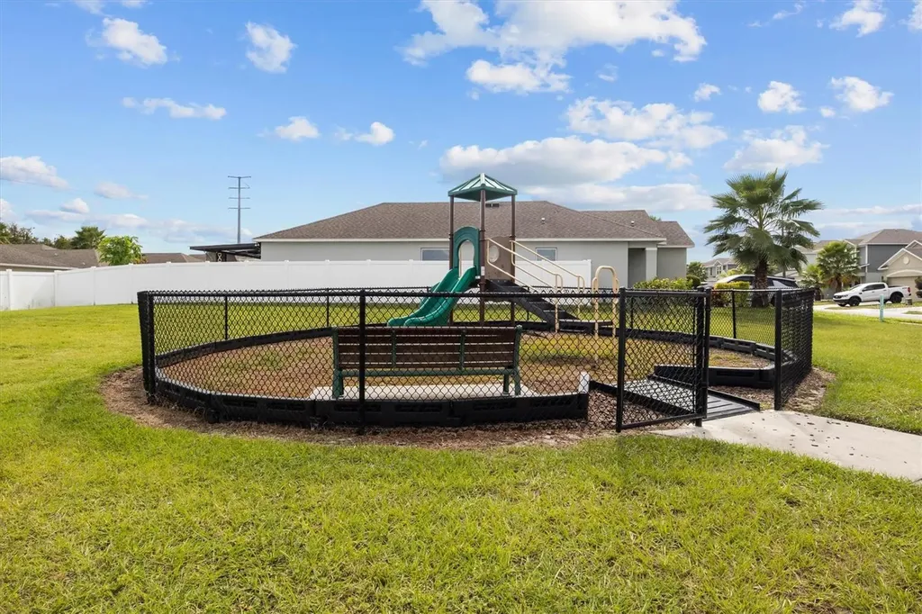 706 Alta Vista Court Davenport FL 33896